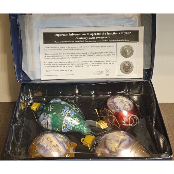THOMAS KINKADE Bradford Exchange Lighted Ornaments Set of 4 NIB - Picture 2 of 4